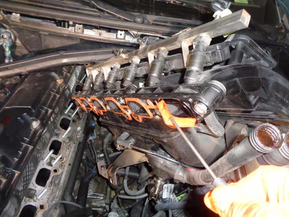 See P0B07 in engine
